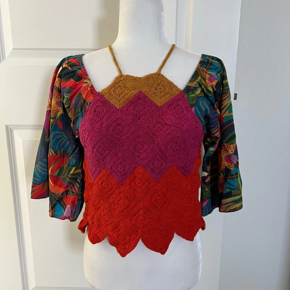 NWOT Farm Rio Multicolor Crochet Top Small - Picture 4 of 9